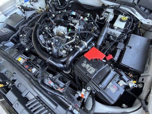 Used 2024 Ford Bronco Wildtrak AWD/4WD image 32