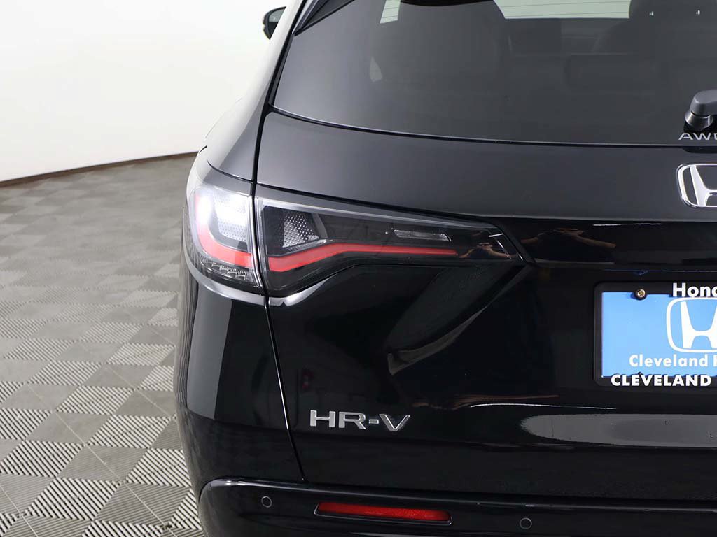 Certified 2025 Honda HR-V EX-L image 15