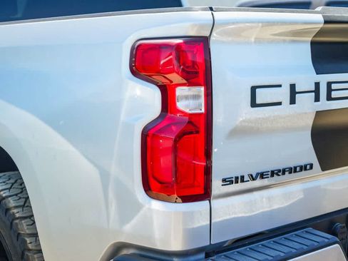 Used 2022 Chevrolet Silverado 1500 RST AWD/4WD image 18