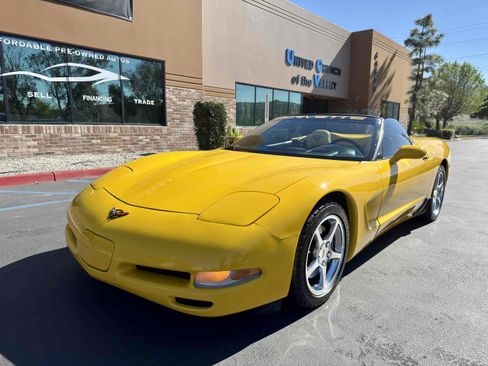 Used 2002 Chevrolet Corvette Convertible w/ Preferred Equipment Group2 image 7
