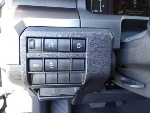 Certified 2025 Toyota 4Runner SR5 image 22