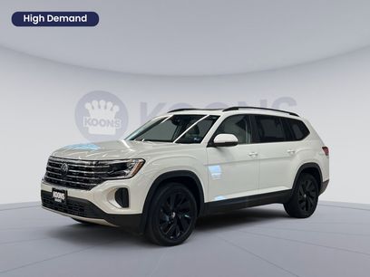 Used 2025 Volkswagen Atlas SE