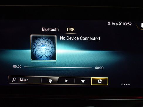 Used 2023 Mercedes-Benz E 450 Coupe image 37
