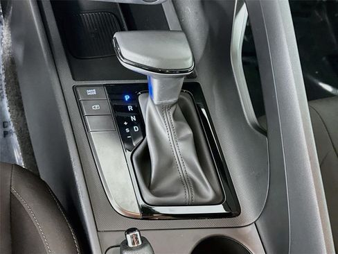Certified 2026 Hyundai Elantra Sport FWD image 17