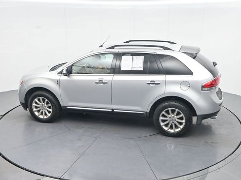 Used 2015 Lincoln MKX FWD w/ Equipment Group 101A image 26
