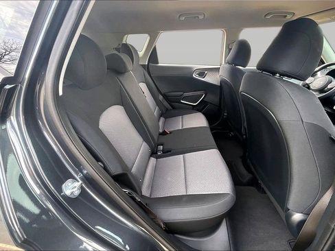 Used 2025 Kia Soul LX w/ LX Technology Package image 27