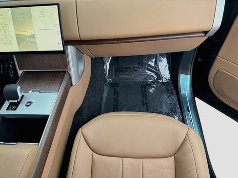 New 2026 Land Rover Range Rover SE AWD/4WD image 19