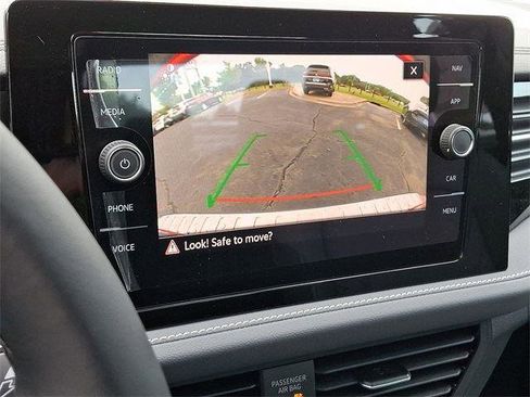 New 2025 Volkswagen Jetta SEL image 17