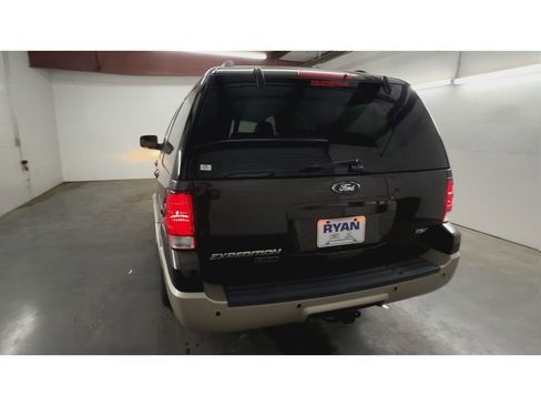Used 2005 Ford Expedition Eddie Bauer RWD image 7
