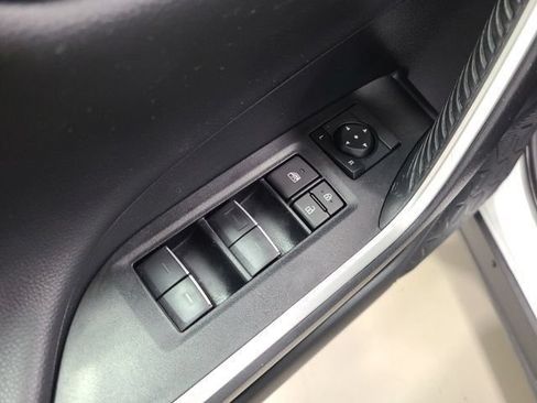 Used 2024 Toyota RAV4 XSE AWD/4WD image 22