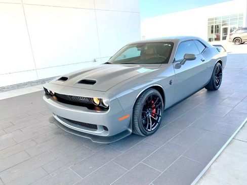 Used 2023 Dodge Challenger SRT Hellcat w/ Driver Convenience Group image 1