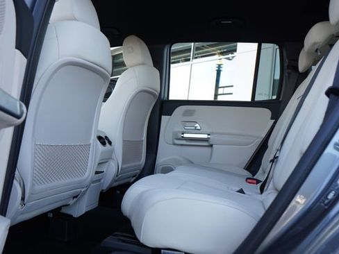 Used 2026 Mercedes-Benz GLB 250 image 25