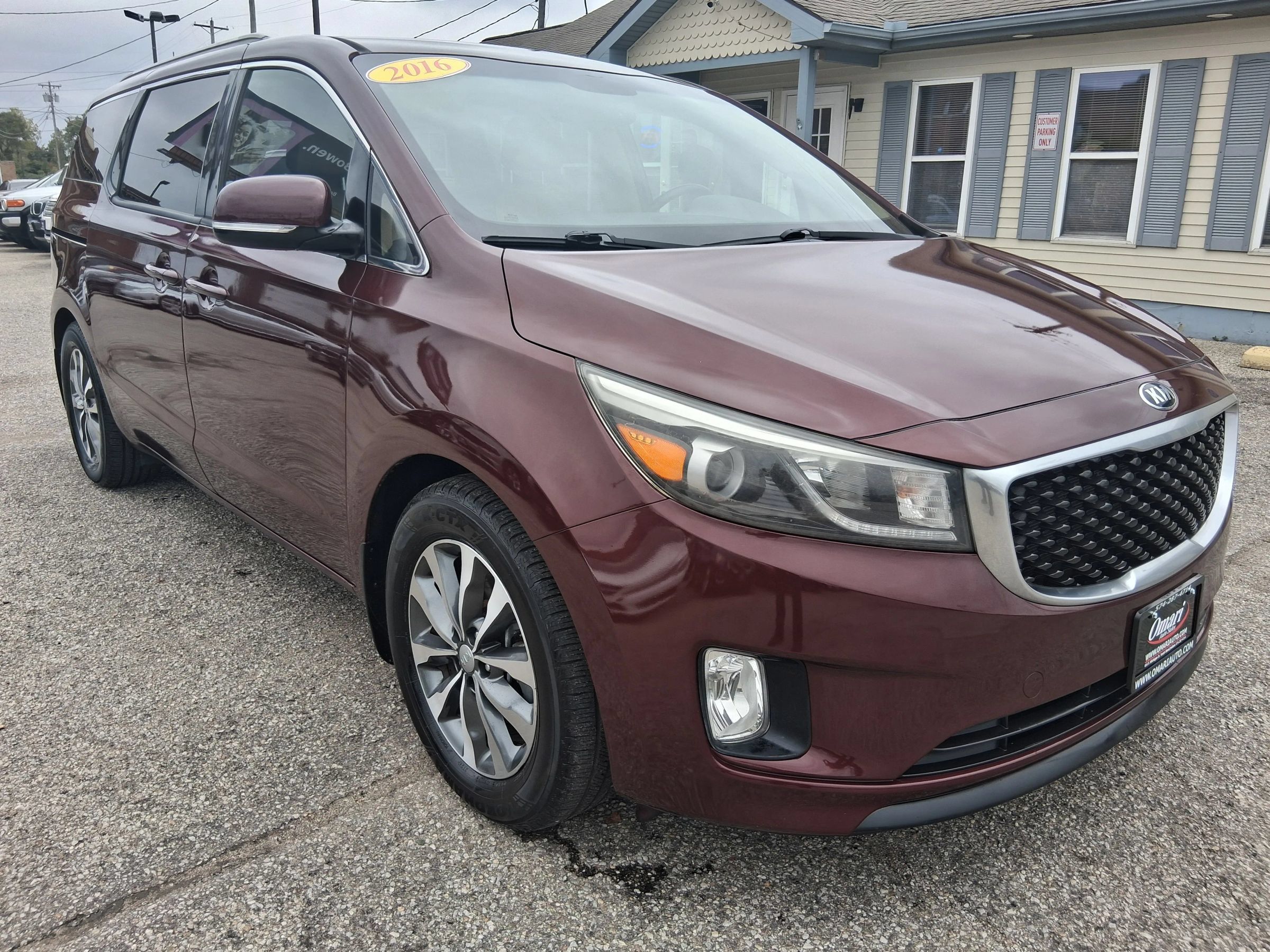 Used 2016 Kia Sedona SX FWD image 1