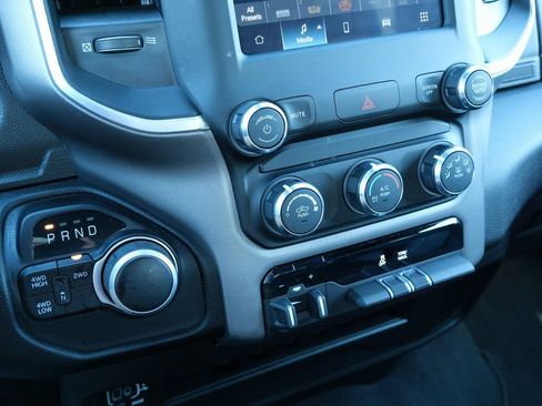 Used 2024 RAM 2500 Big Horn w/ Bed Utility Group image 22