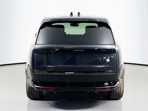 Used 2023 Land Rover Range Rover SV AWD/4WD image 6
