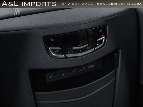 Used 2019 Cadillac Escalade Luxury image 54