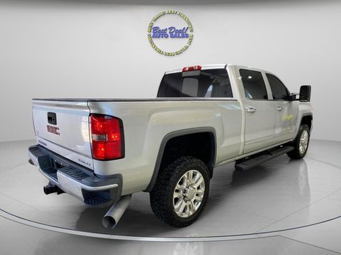 Used 2015 GMC Sierra 2500 Denali w/ Duramax Plus Package AWD/4WD image 5