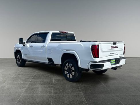 Used 2024 GMC Sierra 3500 Denali w/ Denali Reserve Package AWD/4WD image 6