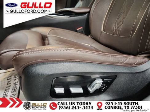 Used 2021 BMW 530e w/ Executive Package image 21