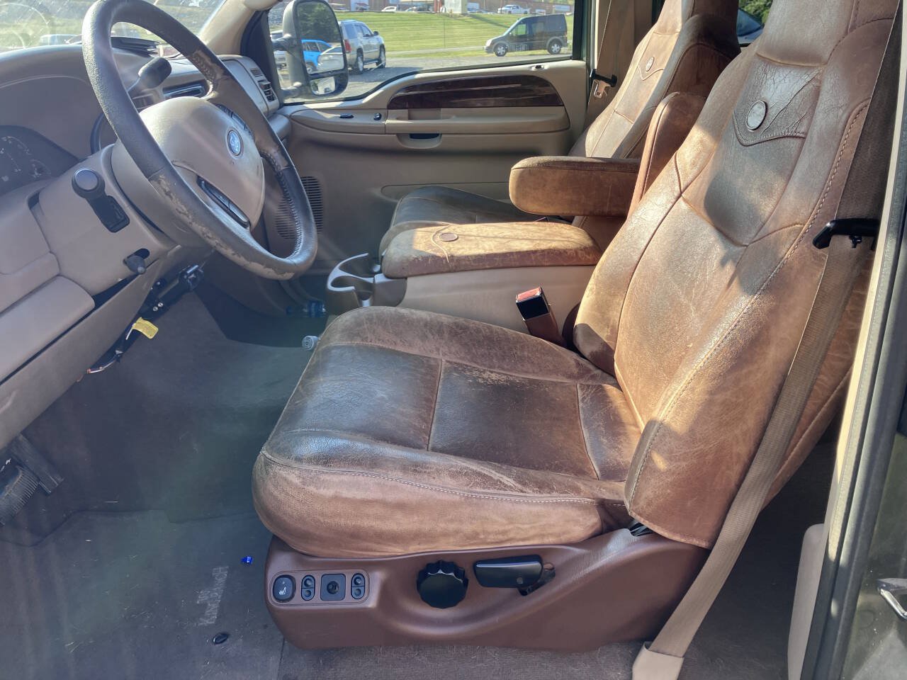 Used 2004 Ford F250 Lariat AWD/4WD image 7
