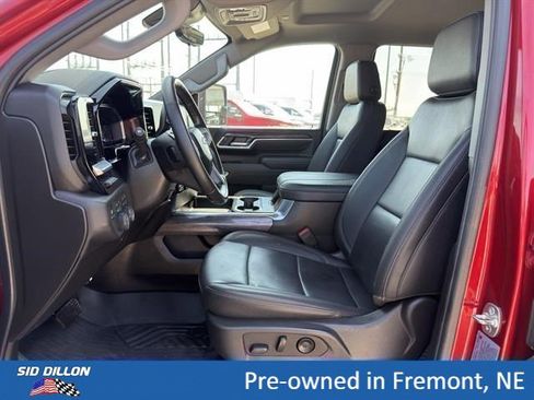 Used 2025 Chevrolet Silverado 2500 LTZ w/ LTZ Premium Package AWD/4WD image 15