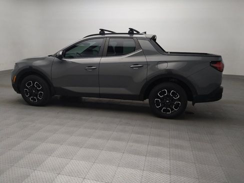 Used 2022 Hyundai Santa Cruz SEL Premium image 3