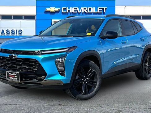 New 2026 Chevrolet Trax ACTIV image 2