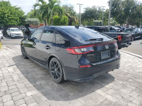 Used 2024 Honda Civic Sport image 4