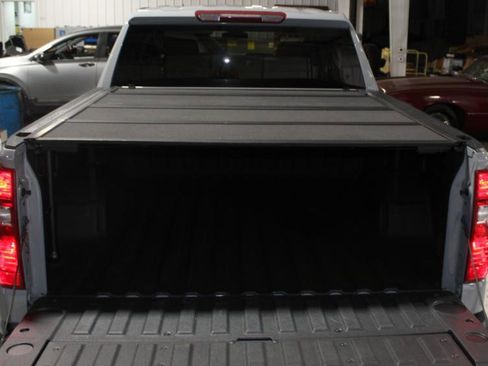 Used 2024 Chevrolet Silverado 1500 Custom Trail Boss w/ LPO, Dark Essentials Package image 23