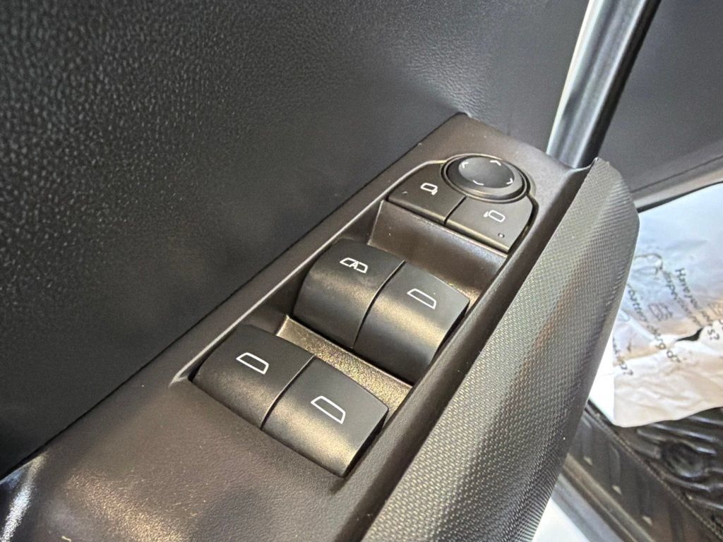 Used 2024 GMC Canyon Elevation w/ Convenience Package RWD image 19