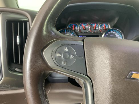 Used 2018 Chevrolet Silverado 1500 LT w/ All Star Edition image 18