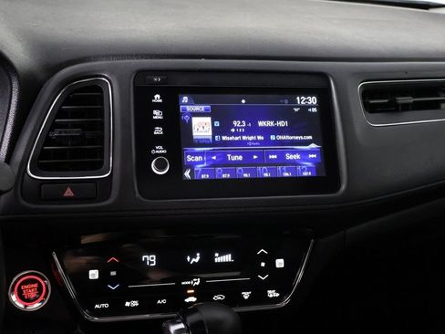 Used 2021 Honda HR-V EX image 37