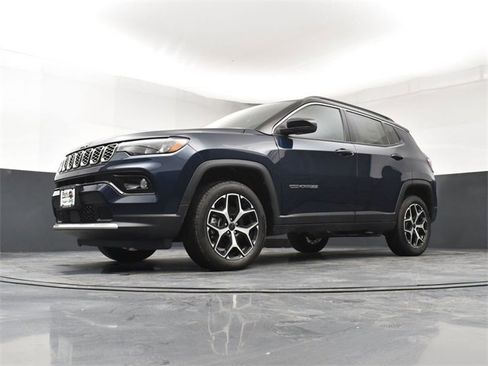 New 2026 Jeep Compass Limited image 21