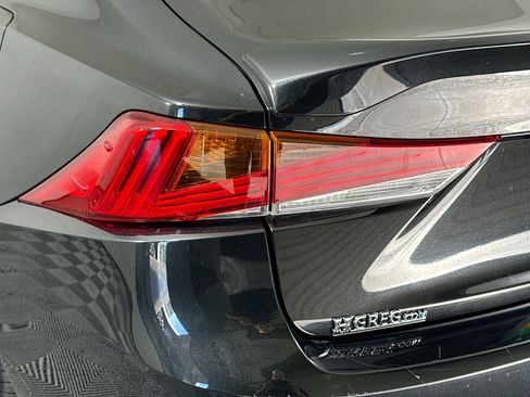 Used 2018 Lexus IS 300 w/ Comfort Package image 36