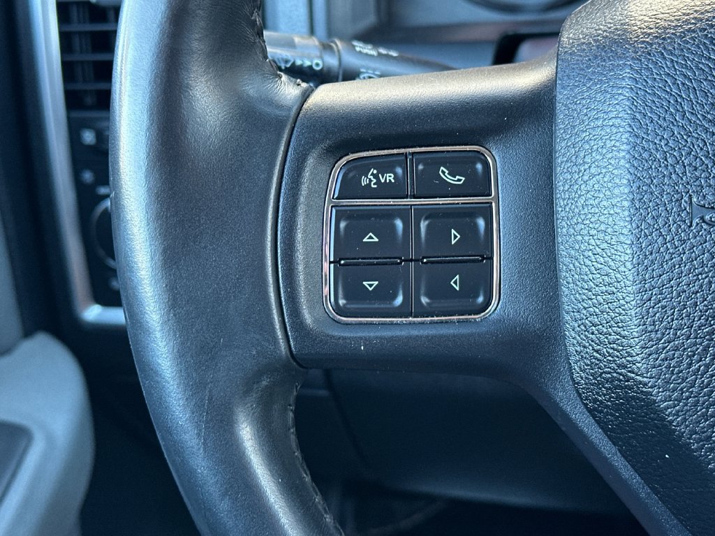 Used 2016 RAM 1500 SLT AWD/4WD image 23