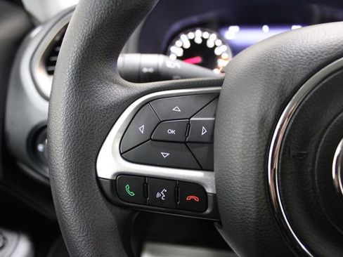 Used 2023 Jeep Renegade Latitude image 28