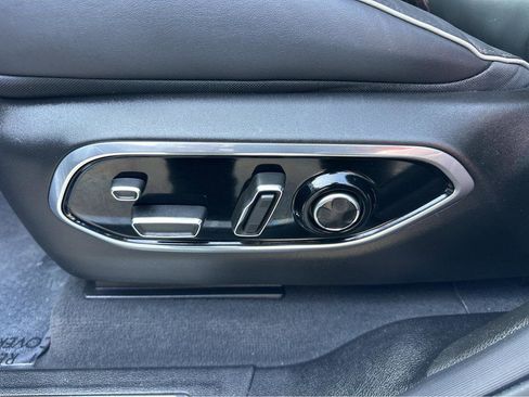 Used 2022 Jeep Grand Cherokee Summit image 34