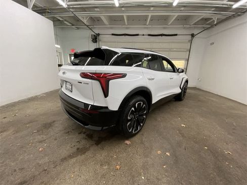 Used 2024 Chevrolet Blazer EV RS image 6