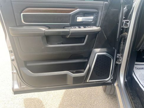 Used 2024 RAM 2500 Laramie AWD/4WD image 20