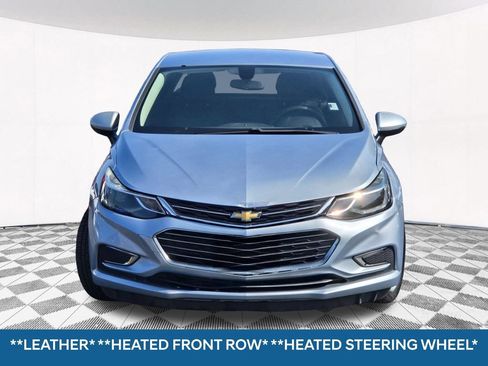 Used 2017 Chevrolet Cruze Premier FWD image 2