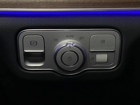 New 2026 Mercedes-Benz GLS 450 4MATIC image 15