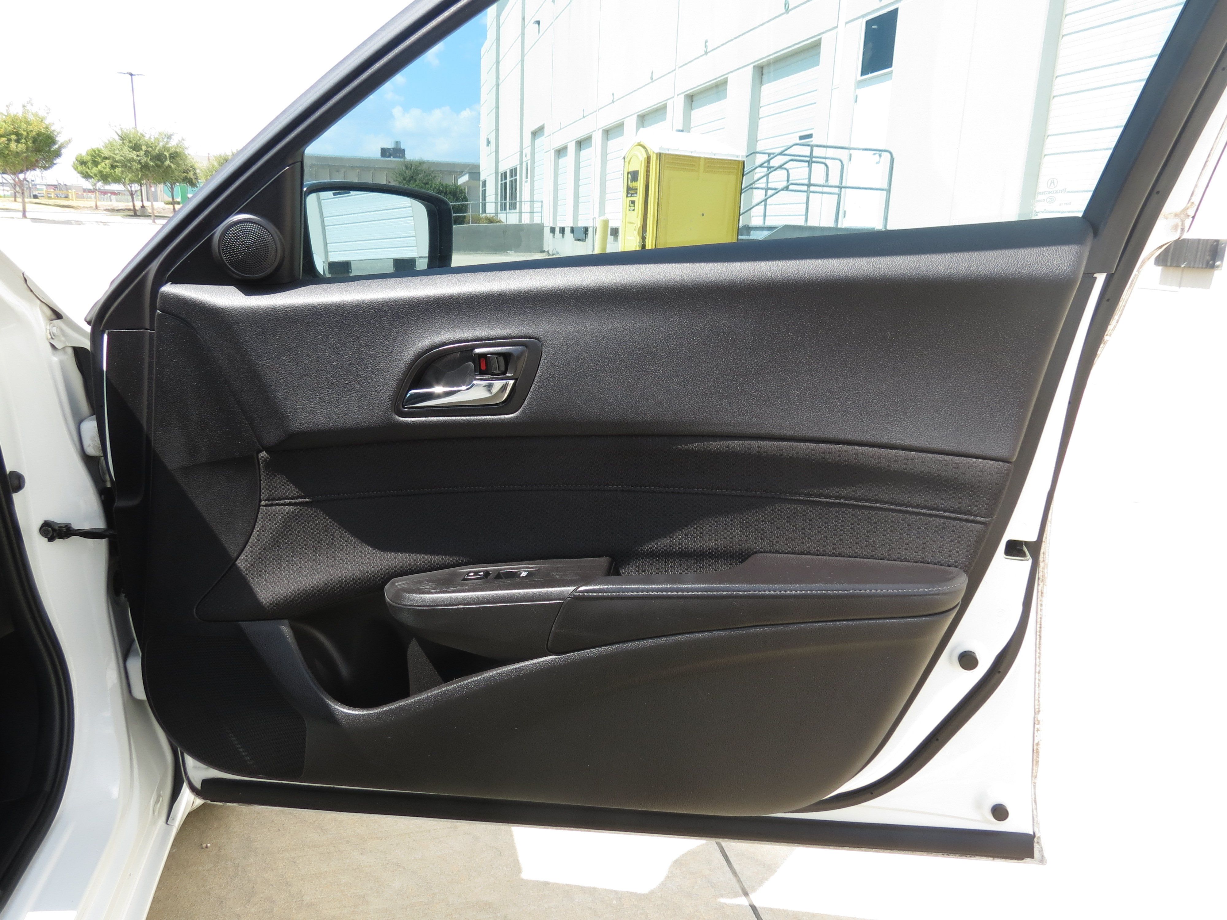 Used 2013 Acura ILX FWD image 29