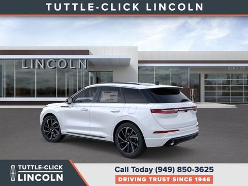 New 2026 Lincoln Corsair Grand Touring image 4