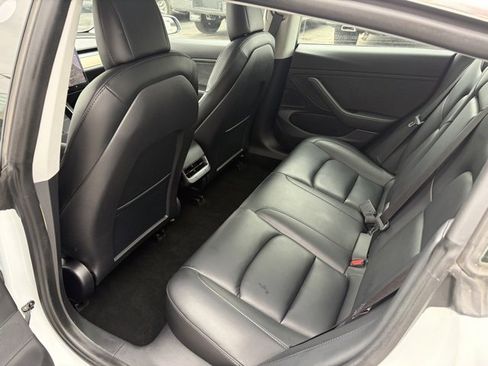 Used 2020 Tesla Model 3 Long Range image 20