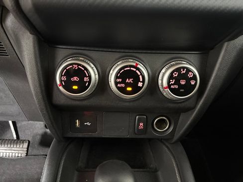 Used 2025 Mitsubishi Outlander Sport ES AWD/4WD image 18