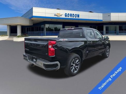 Used 2022 Chevrolet Silverado 1500 LT AWD/4WD image 6