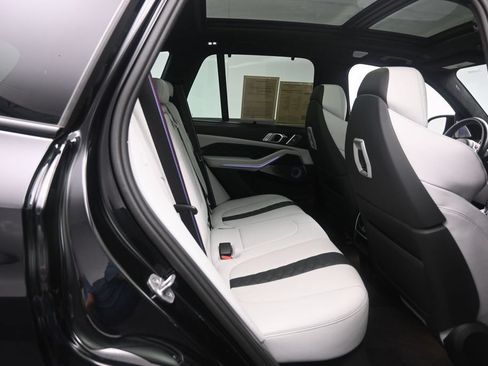 Used 2024 BMW X5 M Competition w/ Executive Package AWD/4WD image 29
