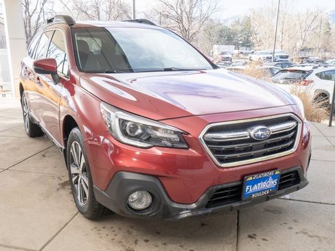 Used 2018 Subaru Outback 2.5i Limited image 2