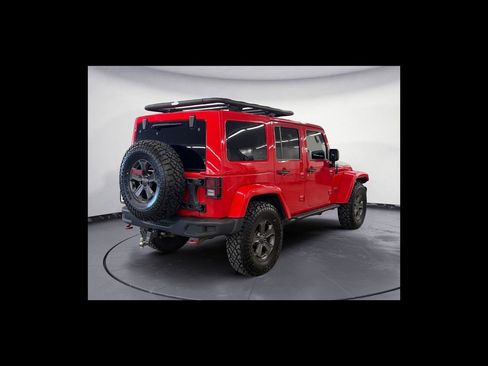 Used 2017 Jeep Wrangler Unlimited Rubicon AWD/4WD image 6