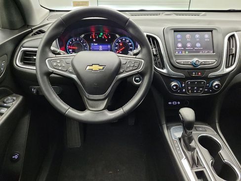 Used 2022 Chevrolet Equinox LT image 22